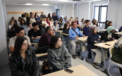 Malatya Turgut Özal Üniversitesinde İlk Dersin Konusu Gazze Oldu