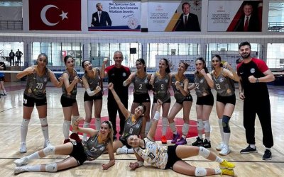 Nicer Hotel Voleybol Sezona Deplasmanda Galibiyetle Başladı