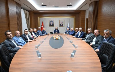 TSO heyeti Vali Seddar Yavuz ile bir araya geldi
