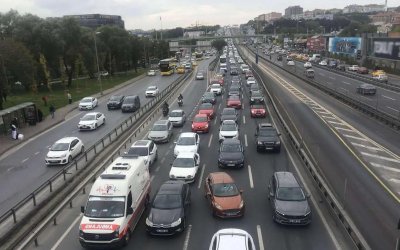 Eylülde trafiğe 196 bin 338 araç kaydı yapıldı