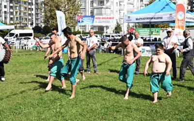 20. Uluslararası Turgut Özal Karakucak Güreşleri Başladı