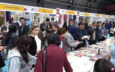 11. Malatya Anadolu Kitap ve Kültür Fuarı Yoğun İlgi Görüyor