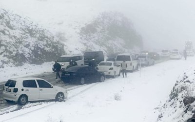 Malatya– Çelikhan Yolunda Yoğun Kar ve Tipi Ulaşımı Aksattı