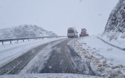 Malatya-Pütürge Yolunda Kar Yağışı sürücülere zor anlar yaşatıyor