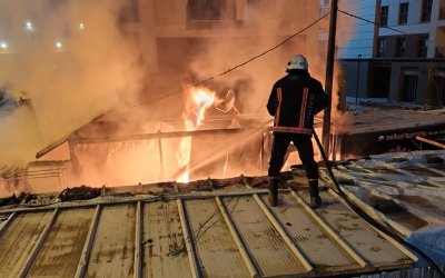 Akpınar Mahallesinde Gece Yarısı Çıkan Yangın Korkuttu
