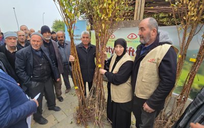 Avusturya'dan Malatya’daki Kayısı Üreticilerine 12 Bin Adet Fidan Desteği