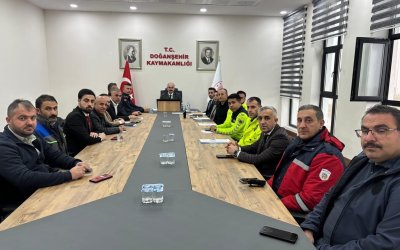 Doğanşehir Kış Tedbirleri Değerlendirme Toplantısı Gerçekleştirildi