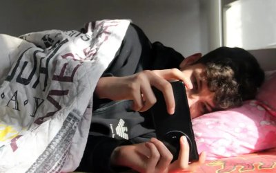 Telefondan uzak kalma korkusu psikolojiyi bozuyor!