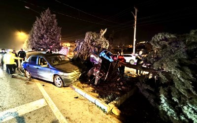 Hanımınçiftliği'de Zincirleme Kaza: 2 Yaralı