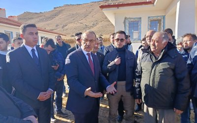 Darende Ağılbaşı’nda Yıllar Süren Bekleyiş Sona Erdi: 40 Köy Evi Hak Sahiplerine Teslim Edildi