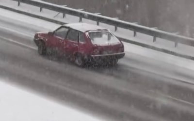 Yoğun Kar Yağışı Kazalarıda Beraberinde Getirdi