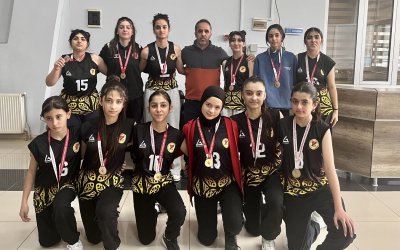 Gazi Ortaokulu’ndan Namağlup Yarı Final Başarısı