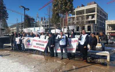 Malatay'da Emeklilerden “Geçim Yoksa Seçim Var” Çağrısı