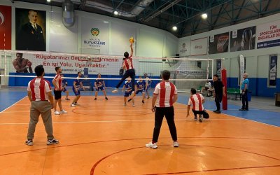 Kurumlar Arası Voleybol Turnuvası Başladı