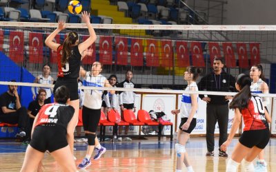 Malatya’da Genç Kızlar Voleybol İl Şampiyonu 91000 Dev A Spor Kulübü Oldu