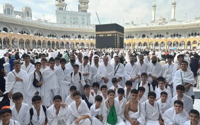 Hafızlara belgeleri umrede takdim edildi