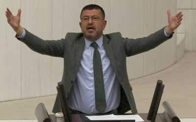 Veli Ağbaba, Dijital Performans ve Halkla İletişim Araştırmalarında Öne Çıktı