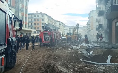 TOKİ Şantiyesinde Yangın Paniğe Neden Oldu