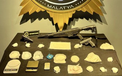 Torbacılara Operasyon: 2,2 Kilo Metamfetamin Ele Geçirildi