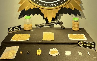 Uyuşturucu Operasyonu: 5 Şüpheli Gözaltına Alındı