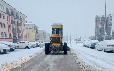 Yoğun Kar Yağışı Nedeniyle Darende-Elbistan Yolu Ulaşıma Kapatıldı