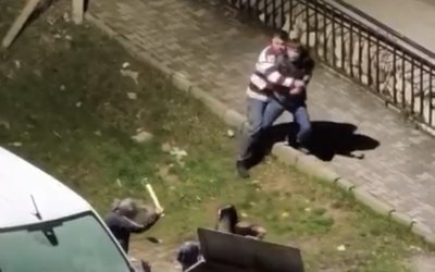 Komşular Devreye Girdi: Eski Eşini Rahatsız Eden Şahıs Hastanelik Oldu