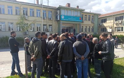 Uğur Sanayi Esnafı Geçici Yer Talep Ediyor