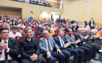 Otizm Farkındalık Ayı’nda Anlamlı Etkinlik: Özel Öğrencilerden Renkli Gösteriler