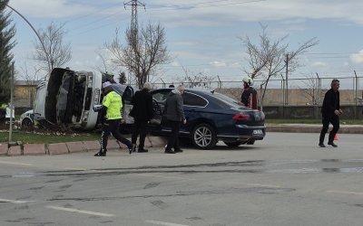 Malatya’da İki Araç Çarpıştı: Kazada 3 Kişi Yaralandı