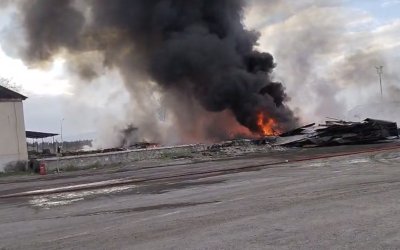 Karayolları Şefliğinde Çıkan Yangın Korkuttu