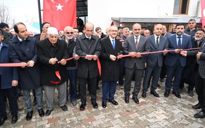 Topsöğüt’te Yeniden İnşa Edilen Sancaktar Camii İbadete Açıldı