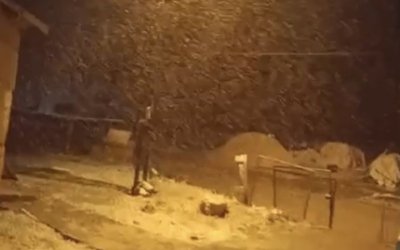 Malatya’da Hava Değişti: Yağmur Doluya, Yüksek Kesimlerde Kara Dönüştü