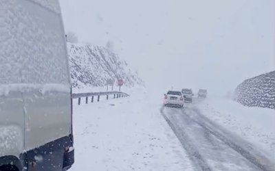 Pütürge Yolunda Kar Esareti: Araçlar Mahsur Kaldı