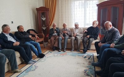 Cami Cemaatinden 84 Yaşındaki Vatandaşa Anlamlı Ziyaret