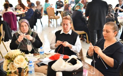 Yeşilyurt'ta Şişler Konuştu, Nefes Kesen Örgü Maratonu