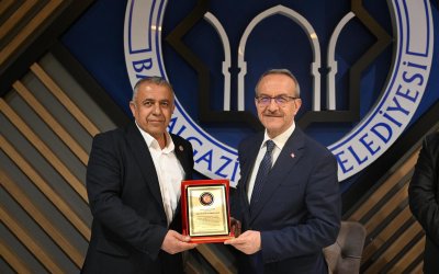 Vali Seddar Yavuz’a Muhtarlardan “Asrın Valisi” Ödülü