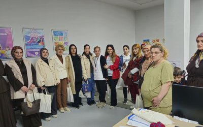 Yeşilyurt’ta Gebe Okulu Eğitimi: Anne Adaylarına Doğum ve Emzirme Bilgilendirmesi