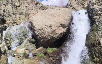 Kubbe Dağı Eteklerinden Akan Şelale Büyülüyor