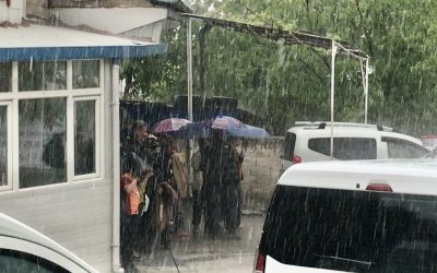 Sağanak Yağmur Kısa Süreliğine Etkili Oldu