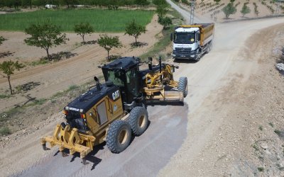 Battalgazi’de Mahalle Yollarında Ulaşım Atağı