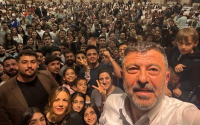 Ağbaba "Bu Ülkenin Evlatlarının Umutsuz Olmaya Hakkı Yok"