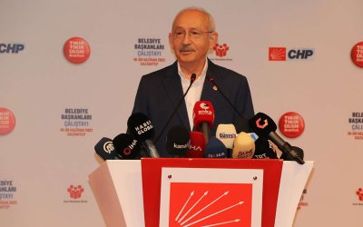 CHP Kurultayı İptal Edildi: Kılıçdaroğlu Yeniden CHP'nin Başına Geçiyor