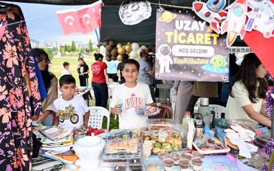 Büyükler Pazar Görsün Etkinliğinin 36 Bin 880 TL Geliri Yetimler Kervanına Bağışlandı