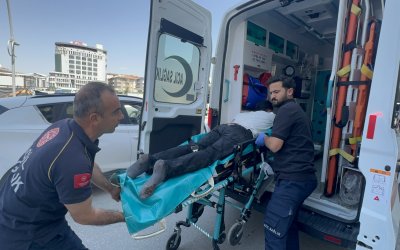 Terminal Caddesi’nde Bıçaklı Kavga: 1 Yaralı