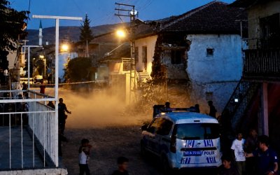 Çökme Riski Oluşan Kerpiç Ev Tahliye Edildi
