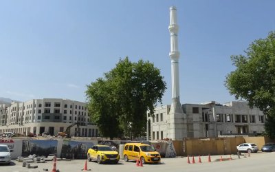 Söğütlü Camii İçin "Kot" Uyarısı: Camimiz Çukurda Kalıyor!