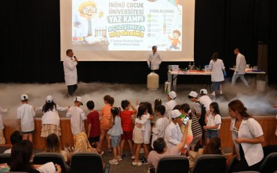 İnönü Üniversitesi’nde Bilim Yaz Kampı Başladı: Çocuklar Eğlenerek Keşfedecek