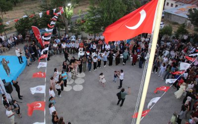 Yeniköy Yaz Şenliği’nde Binlerce Kişi Buluştu
