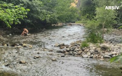 Serinlemek İçin Girdiği Suda Hayatını Kaybetti