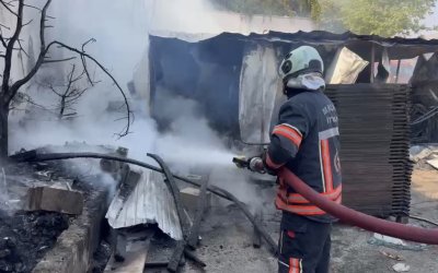 İşçilerin Kaldığı Konteynerlerde Yangın